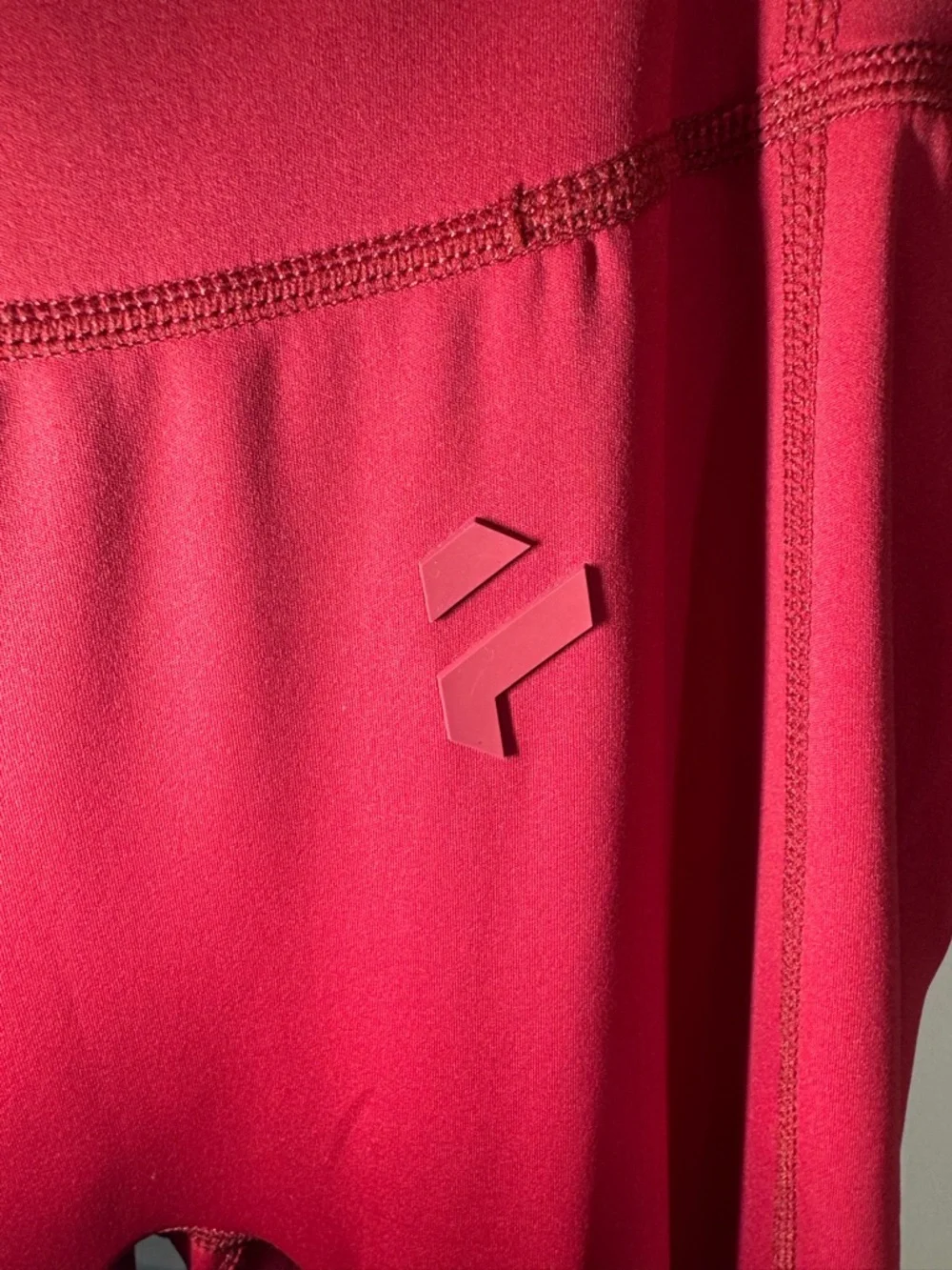 PHERO Red High Waisted Leggings Size Small Heart Seam Detail Athletic - Picture 4 of 8